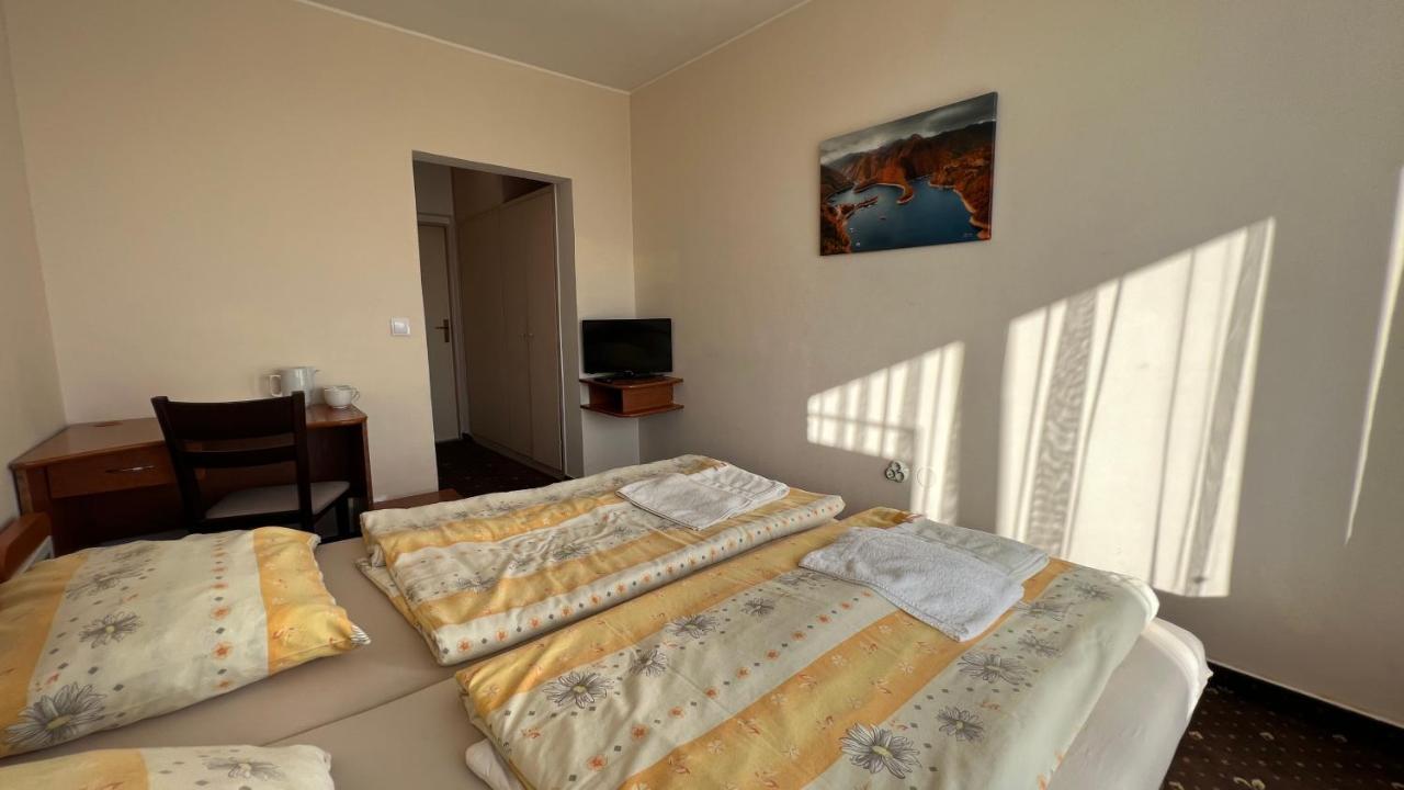 Hotel Gorna Banya Sofia Chambre photo